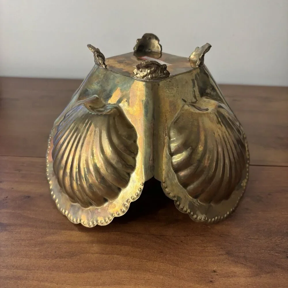 Vintage Hollywood Regency Brass Clam Sea Shell Planter Footed Cache Pot Patina